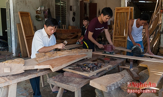 Làng đục nhà thờ gỗ độc nhất vô nhị ở Nghệ An